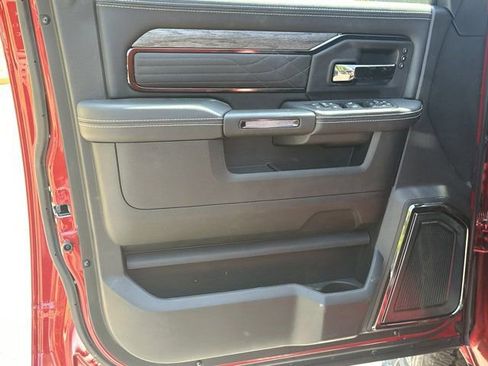New 2026 RAM 2500 Limited AWD/4WD image 10
