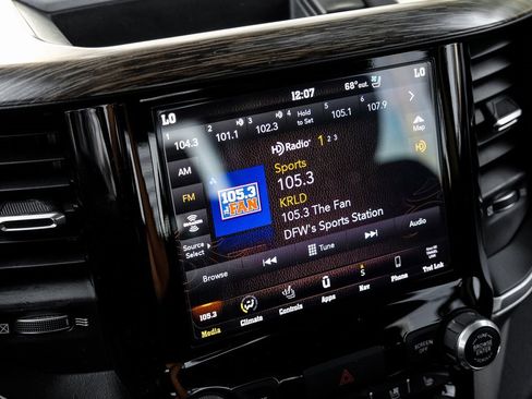 Used 2020 RAM 1500 Laramie image 40