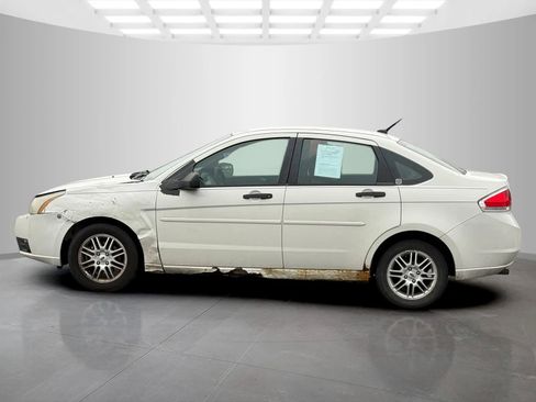 Used 2009 Ford Focus SE image 8