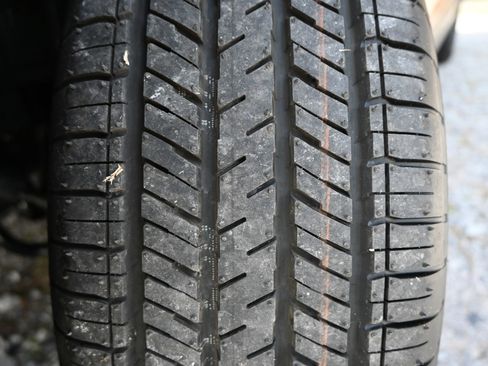 Certified 2025 Subaru Forester image 12