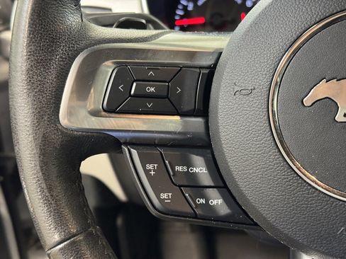 Used 2015 Ford Mustang Premium image 31