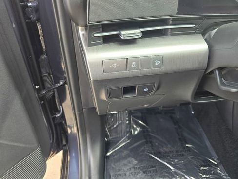 Used 2025 Hyundai Kona SEL AWD/4WD image 26