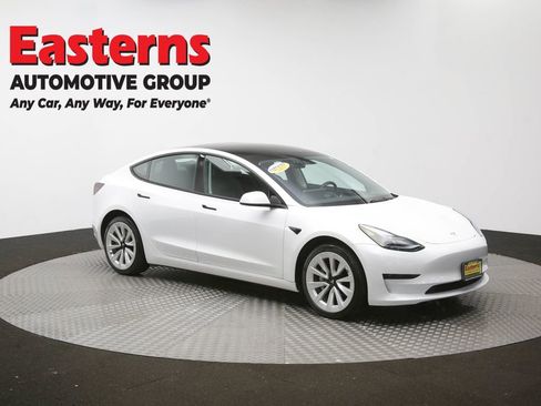 Used 2023 Tesla Model 3 Standard Range RWD image 41