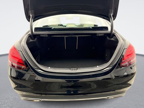 Used 2021 Mercedes-Benz C 300 4MATIC Sedan image 22