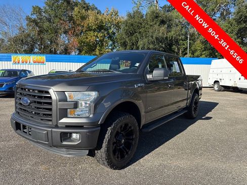 Used 2015 Ford F150 XLT w/ Equipment Group 302A Luxury image 7