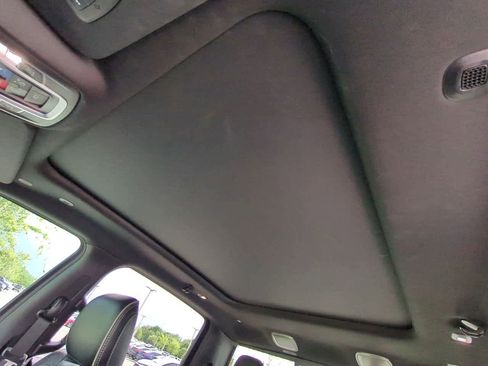 Used 2021 RAM 1500 Limited w/ Night Edition image 19