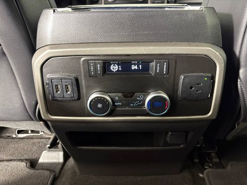Used 2020 Ford Expedition XLT w/ Equipment Group 202A RWD image 50