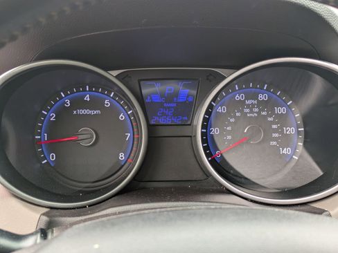 Used 2014 Hyundai Tucson SE image 17