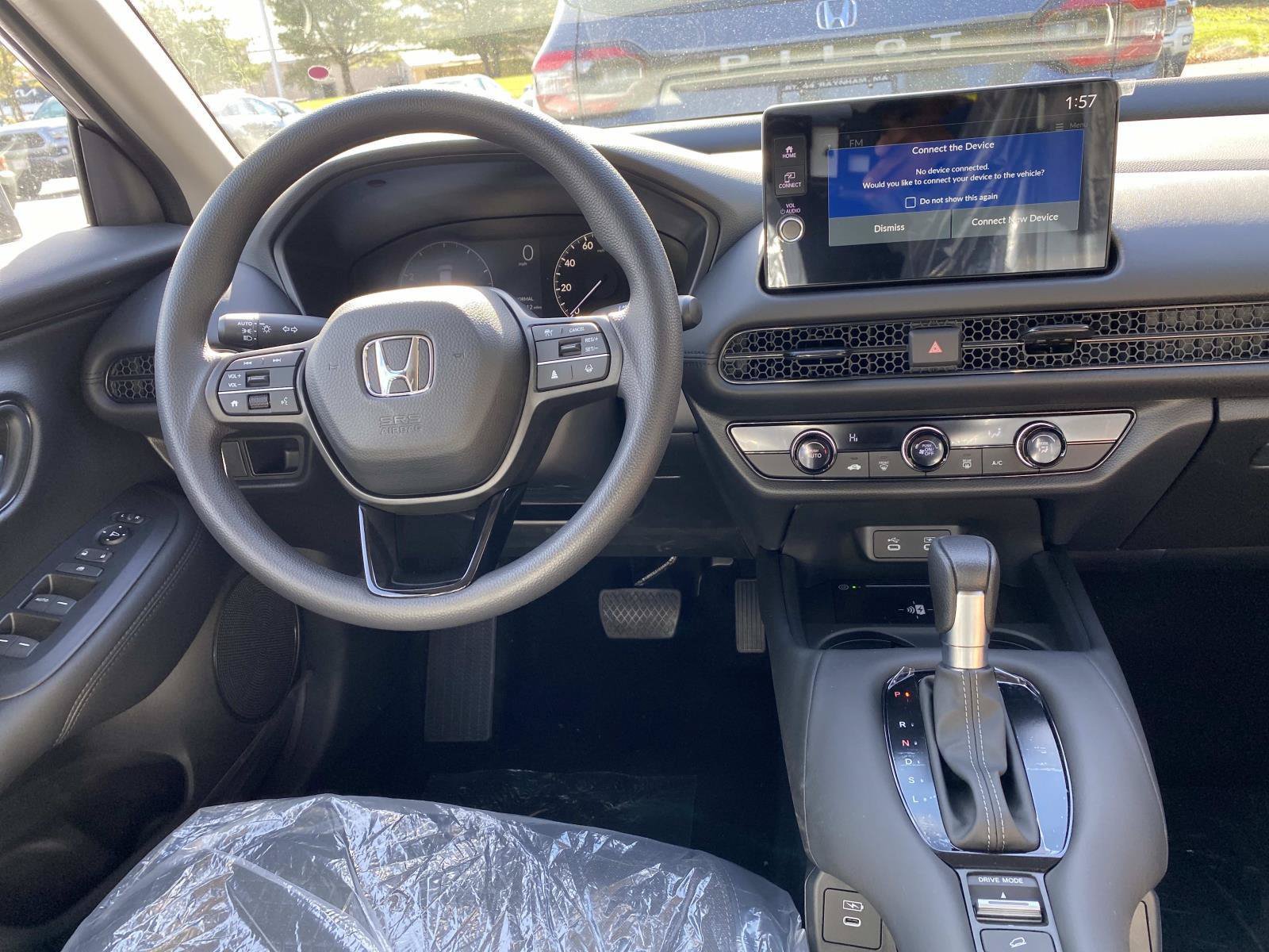 New 2027 Honda HR-V LX image 4