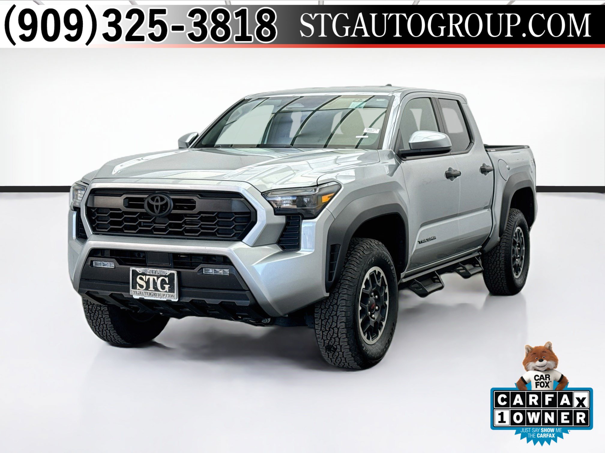 Used 2025 Toyota Tacoma TRD Off-Road AWD/4WD image 1