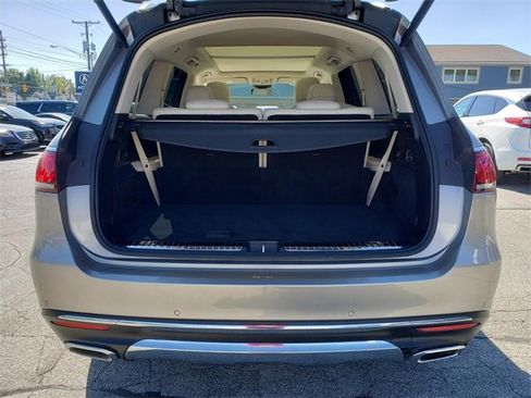 Used 2021 Mercedes-Benz GLS 450 4MATIC image 8
