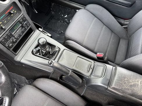 Used 1992 MAZDA MX-5 Miata RWD image 11