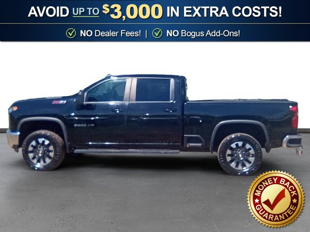 Used 2022 Chevrolet Silverado 2500 LT w/ Convenience Package AWD/4WD image 2