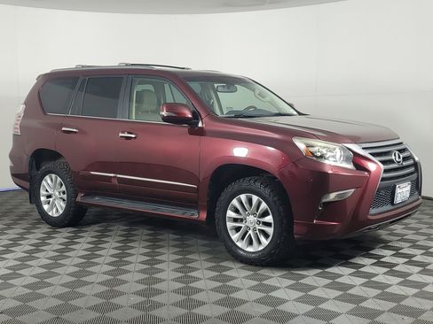 Used 2015 Lexus GX 460 image 2