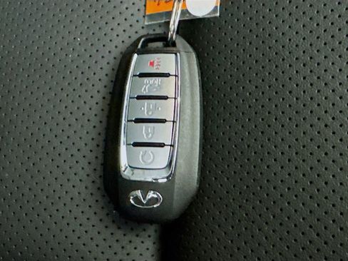 Certified 2025 INFINITI QX50 Sport image 39