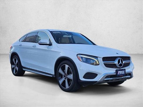 Used 2018 Mercedes-Benz GLC 300 4MATIC Coupe image 3