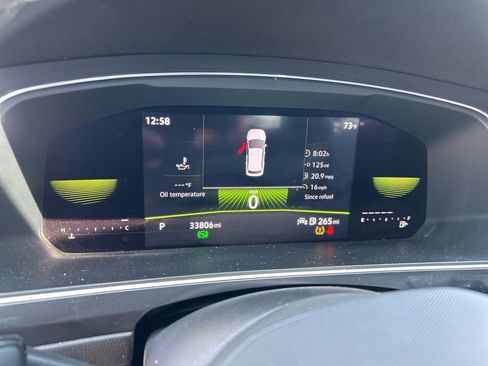 Used 2023 Volkswagen Tiguan SE R-Line image 7