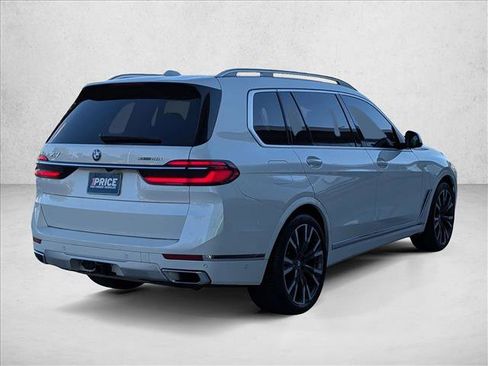Certified 2023 BMW X7 xDrive40i w/ Premium Package image 4