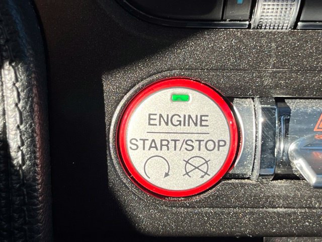 Used 2016 Ford Mustang Convertible RWD image 30