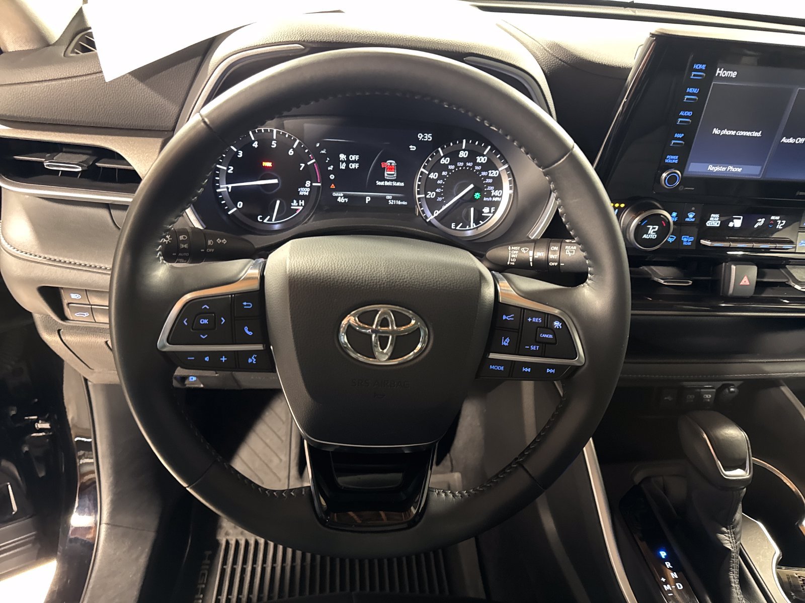 Used 2020 Toyota Highlander XLE AWD/4WD image 15