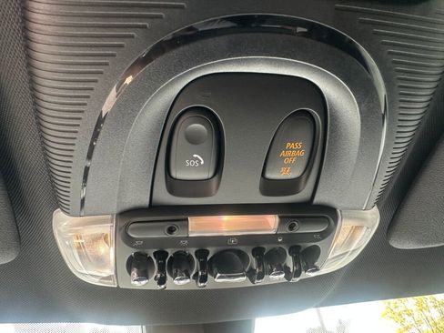 Used 2020 MINI Cooper Countryman S w/ Premium Package image 18