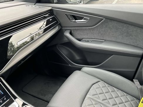New 2026 Audi SQ8 Premium Plus AWD/4WD image 13