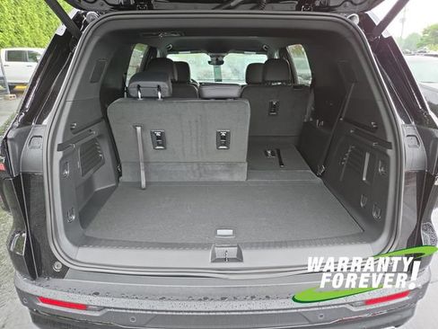 New 2026 Chevrolet Traverse LT w/ Midnight/Sport Edition AWD/4WD image 17