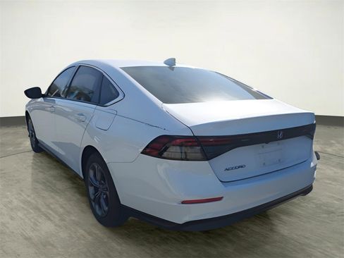 Certified 2024 Honda Accord EX image 3