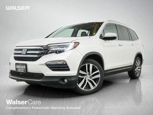 Used 2018 Honda Pilot Elite image 1