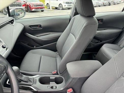 Used 2026 Toyota Corolla LE FWD image 9