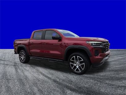 Used 2023 Chevrolet Colorado Z71 w/ Z71 Convenience Package 2