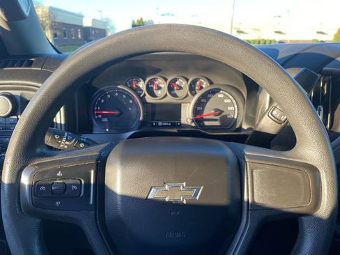 Used 2019 Chevrolet Silverado 1500 Custom Trail Boss w/ Custom Convenience Package image 11