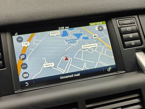 Used 2018 Land Rover Discovery Sport HSE image 27