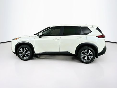Used 2023 Nissan Rogue SV FWD image 4