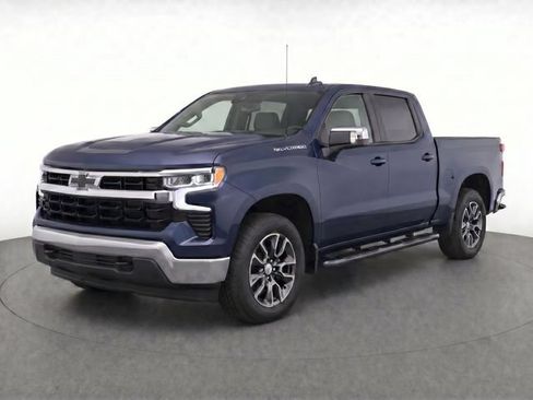 Used 2023 Chevrolet Silverado 1500 LT w/ Protection Package RWD image 3