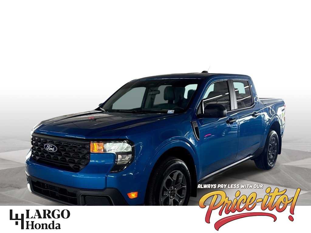 Used 2025 Ford Maverick XLT w/ Equipment Group 301A AWD/4WD image 1