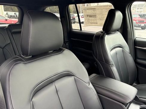 New 2026 Jeep Grand Cherokee Limited AWD/4WD image 31