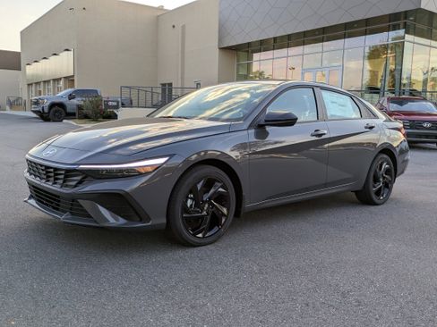 New 2026 Hyundai Elantra Sport image 10