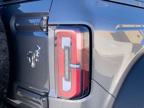 New 2025 Ford Bronco Badlands image 51