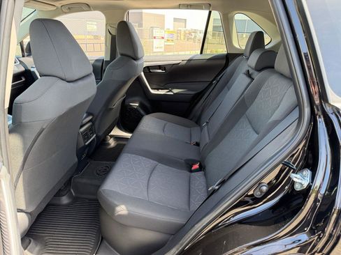 Certified 2025 Toyota RAV4 XLE w/ Convenience Package image 17