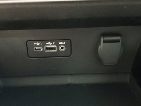 Used 2024 Nissan Altima 2.5 SR FWD image 32