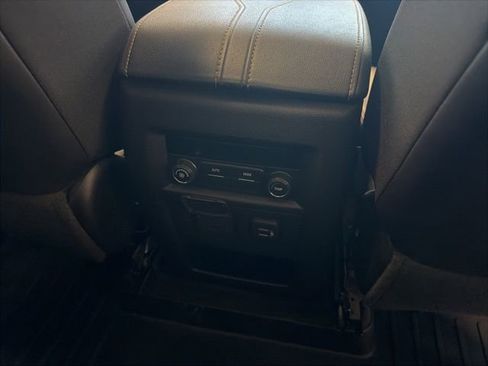 Used 2020 Chevrolet Traverse LT w/ LT Premium Package image 42