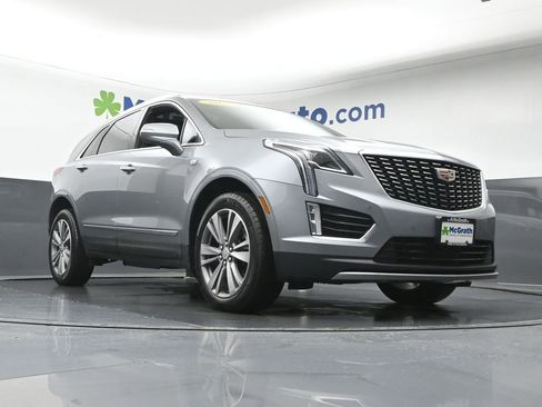 Used 2025 Cadillac XT5 Premium Luxury image 32