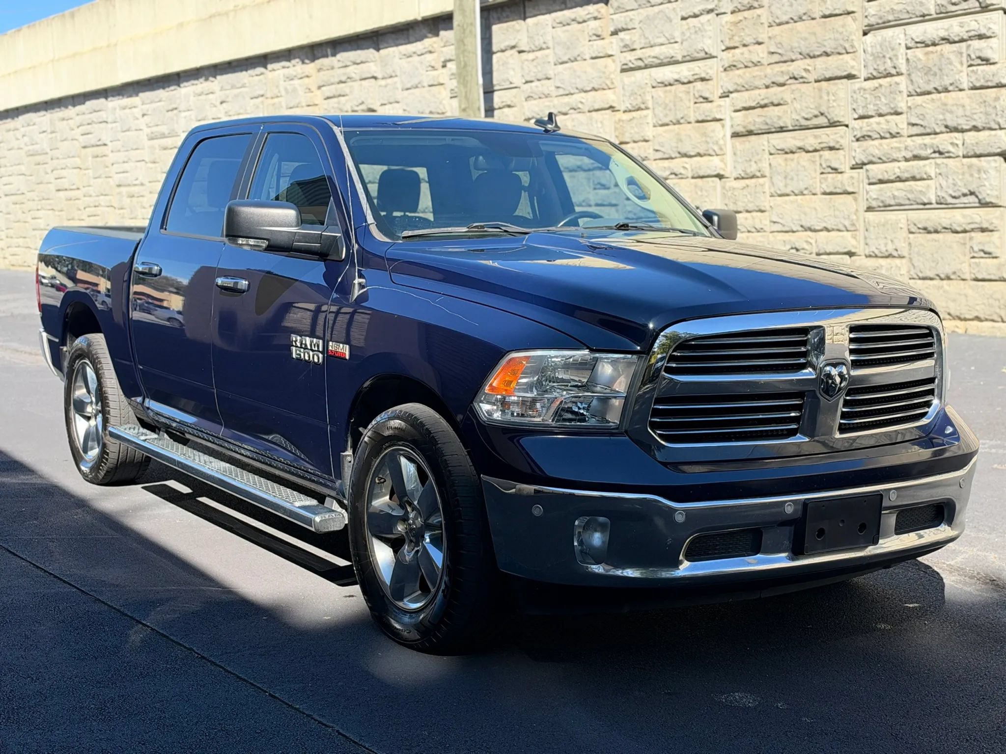 Used 2017 RAM 1500 Lone Star RWD image 5