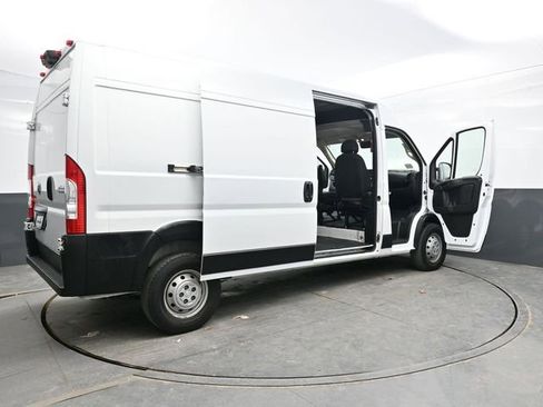 Used 2023 RAM ProMaster 2500 image 42