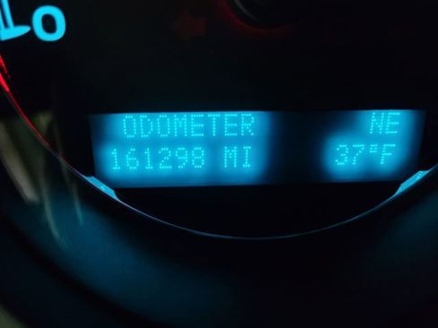 Used 2012 Chevrolet Tahoe LTZ image 3