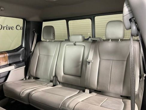 Used 2018 Ford F150 Lariat w/ Trailer Tow Package image 16