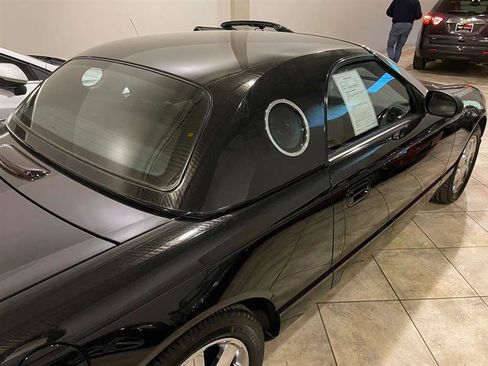 Used 2002 Ford Thunderbird image 30