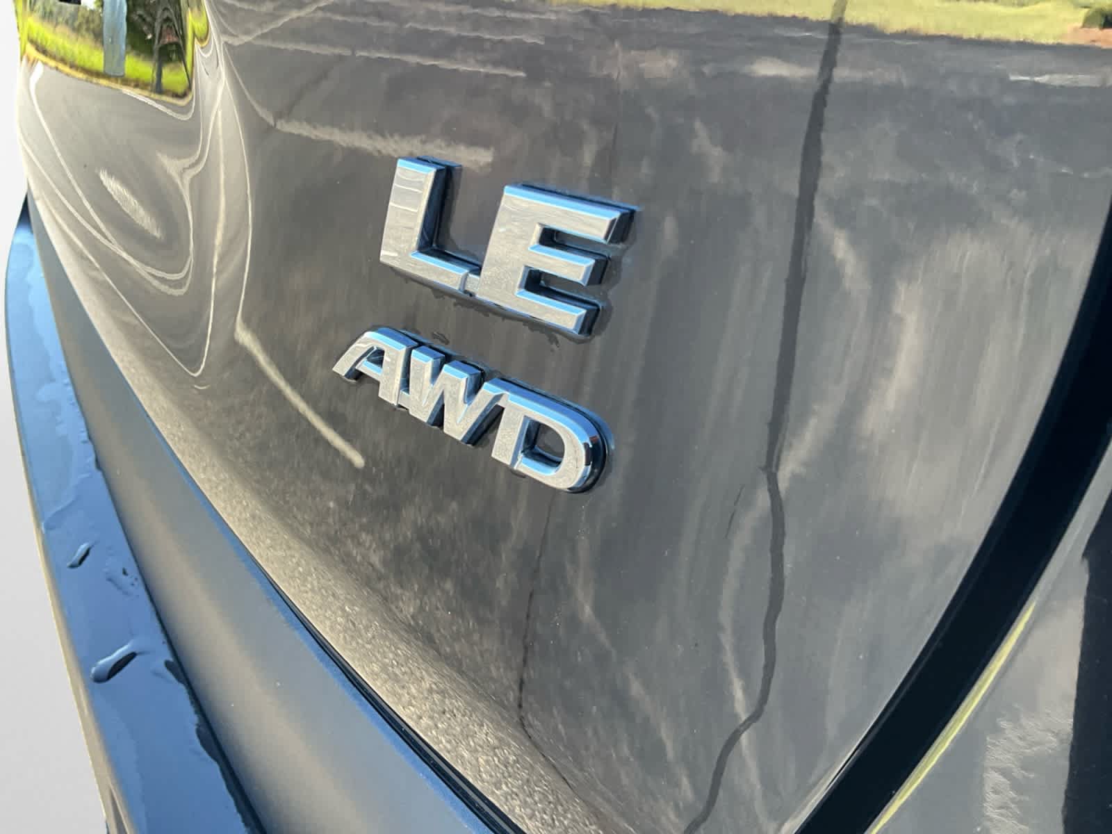 Used 2024 Toyota RAV4 LE AWD/4WD image 16