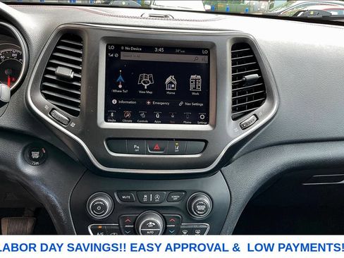Used 2021 Jeep Cherokee Trailhawk w/ Sun, Sound & Nav Group AWD/4WD image 14